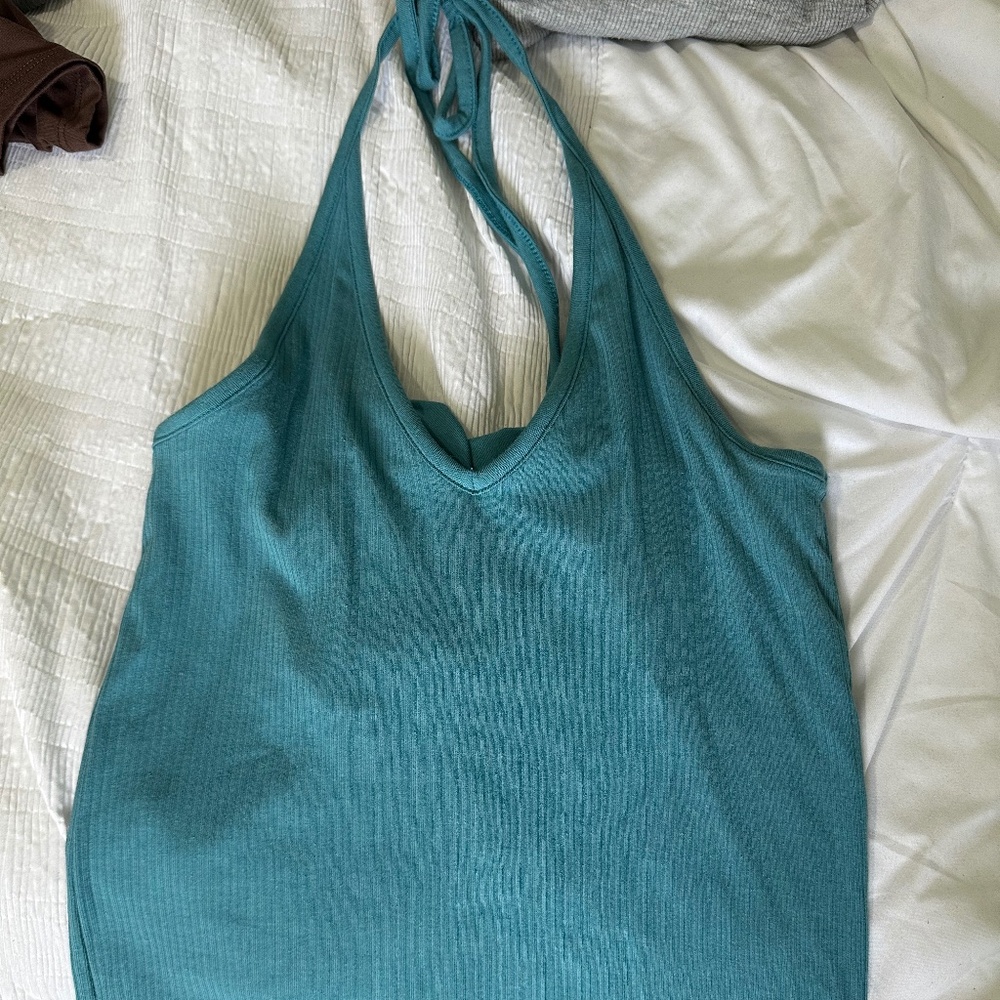 Halter top